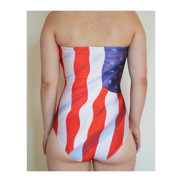 USA Flag Strapless Swimsuit - Picture 3 of 15